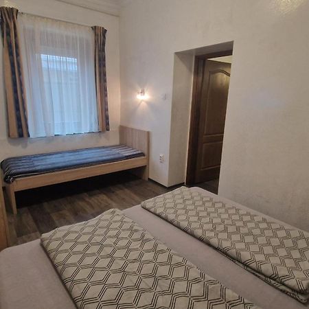 Bem Downtown Apartment Debrecen Bilik gambar