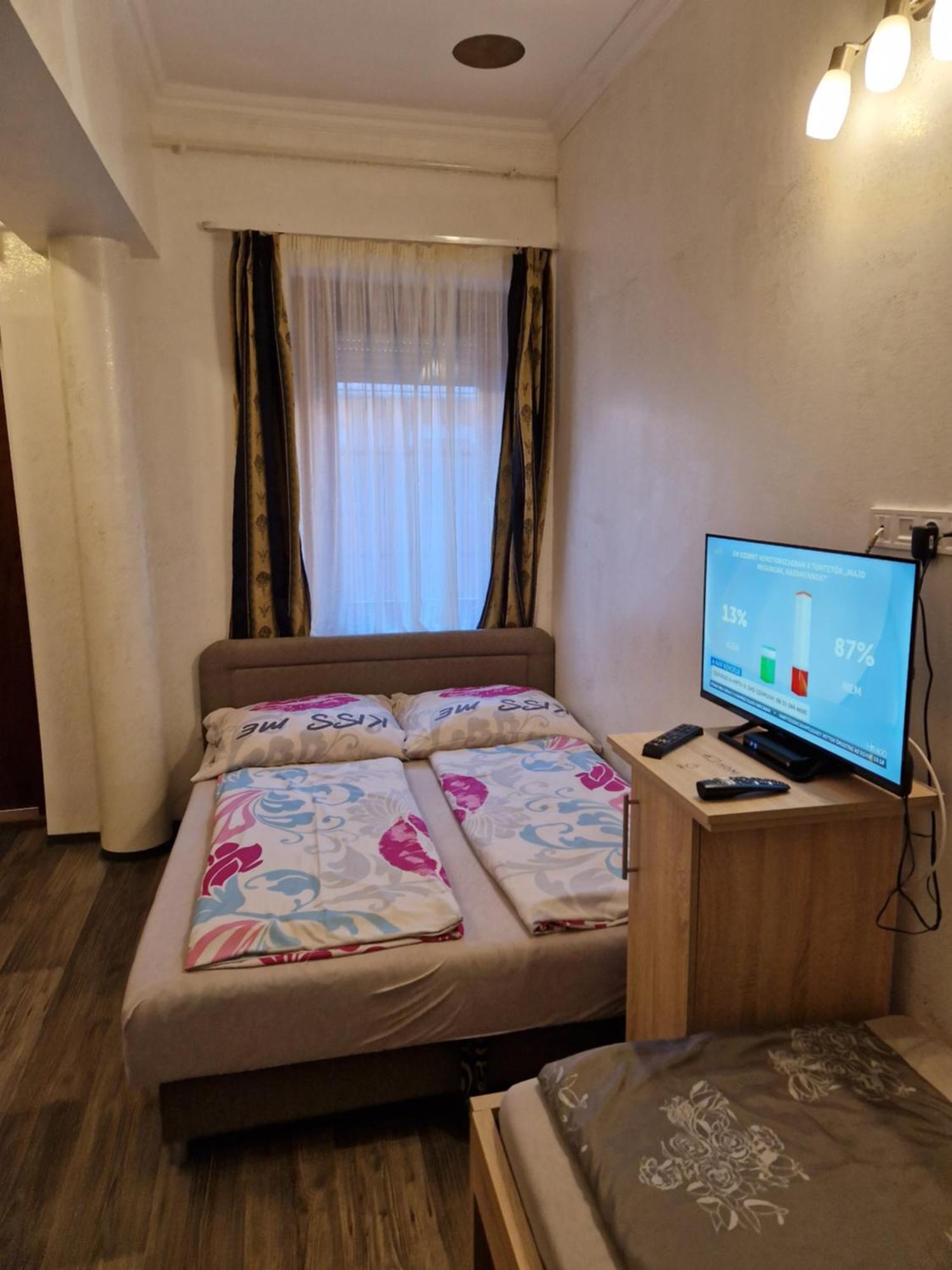 Bem Downtown Apartment Debrecen Bilik gambar
